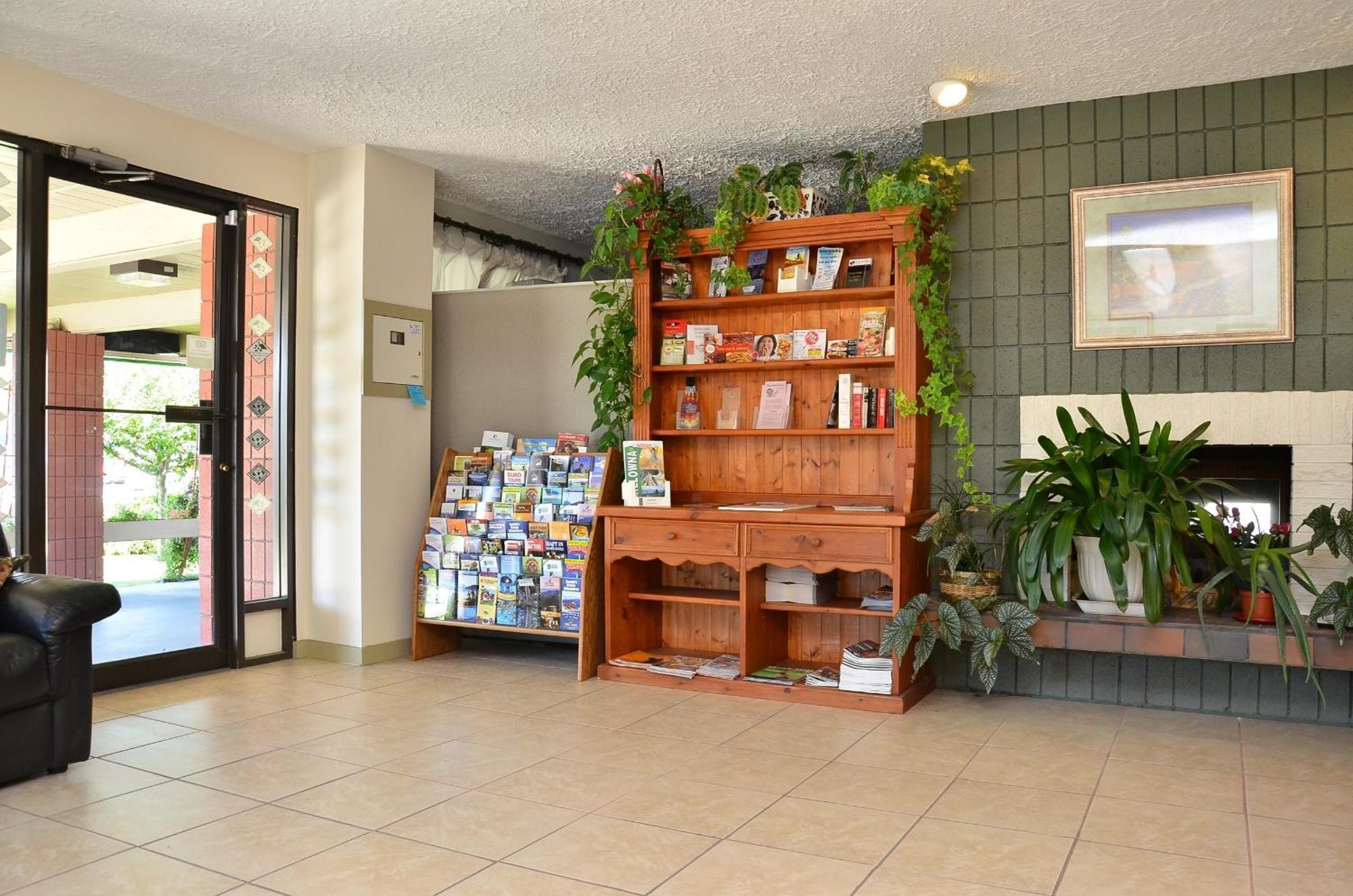 Canadas Best Value Inn Kelowna Eksteriør billede