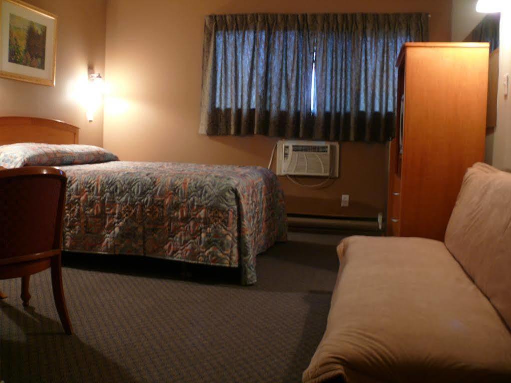 Canadas Best Value Inn Kelowna Eksteriør billede