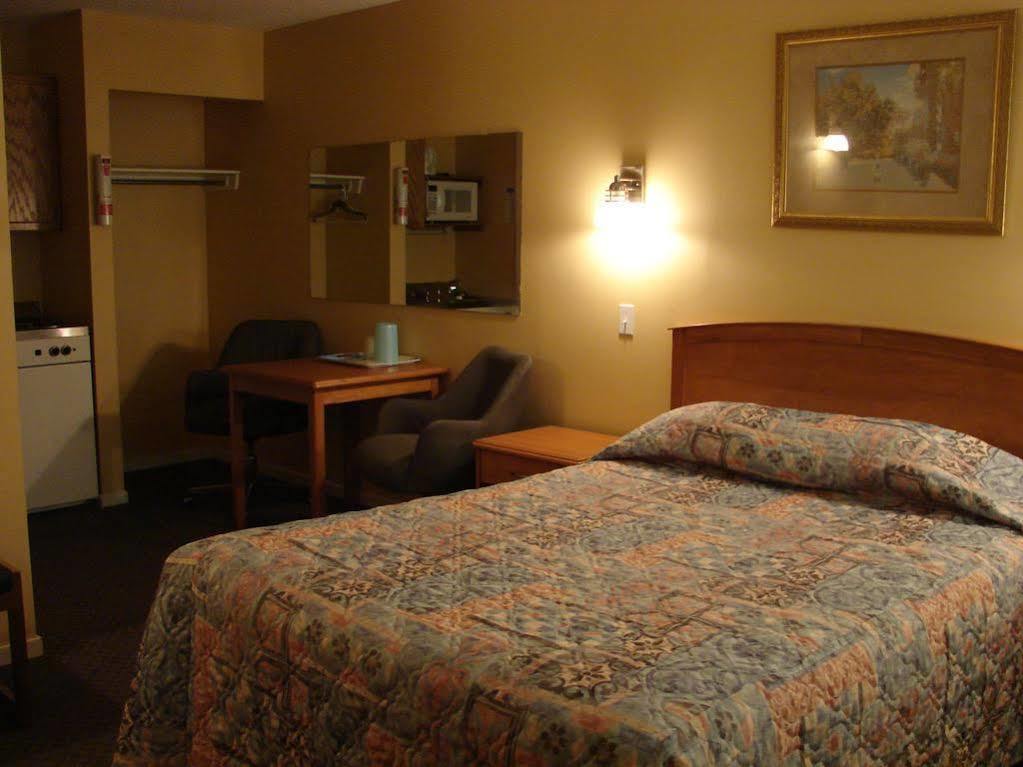 Canadas Best Value Inn Kelowna Eksteriør billede