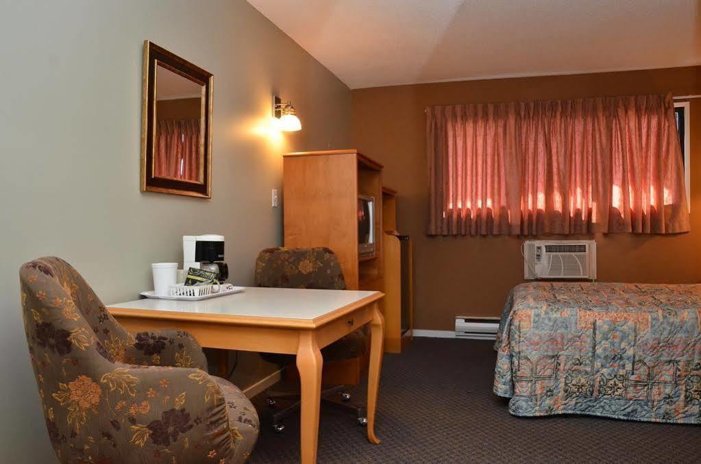 Canadas Best Value Inn Kelowna Eksteriør billede